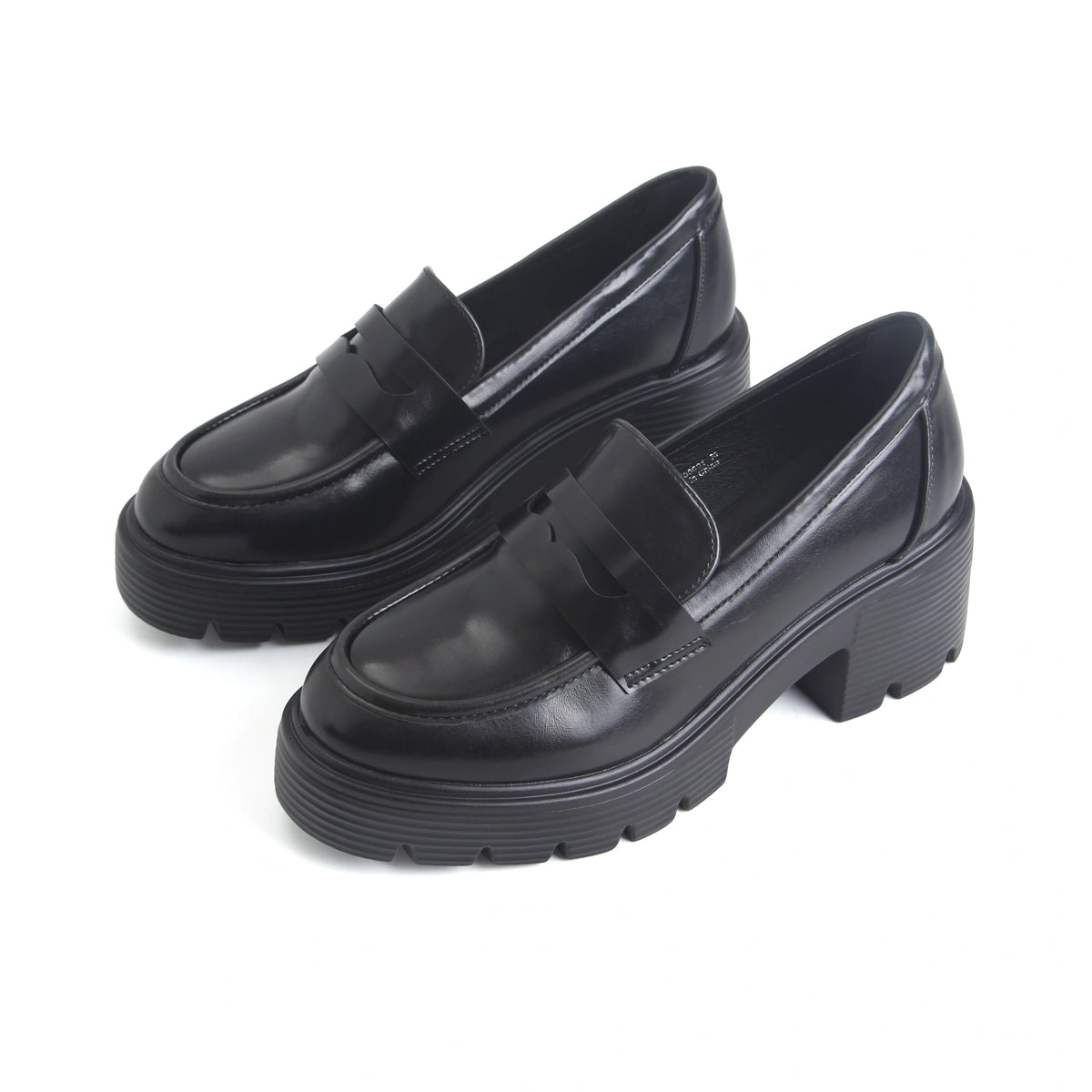 Black Casual Shoes for Women Image
