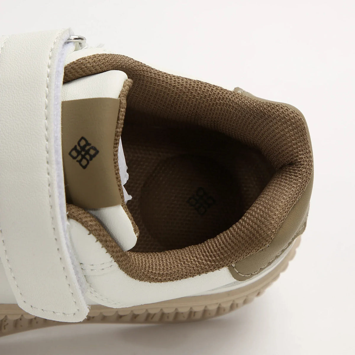 Daily Activities Flatform Sneakers for Girls Image