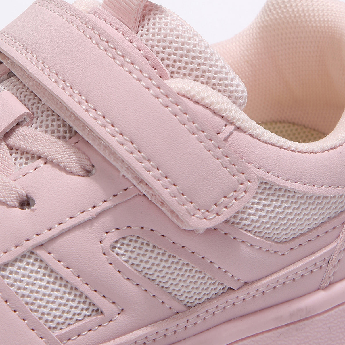 سنيكرز كاجوال للبنات