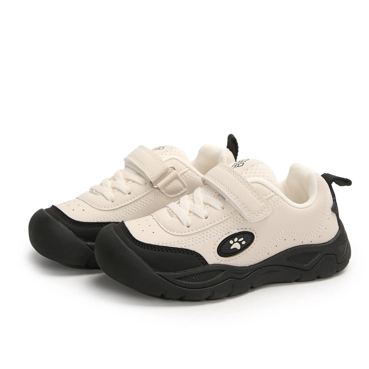 Black Daily Activities Flatform Sneaker for Boys Image