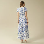 فستان مزين بنمط الزهور للنساء