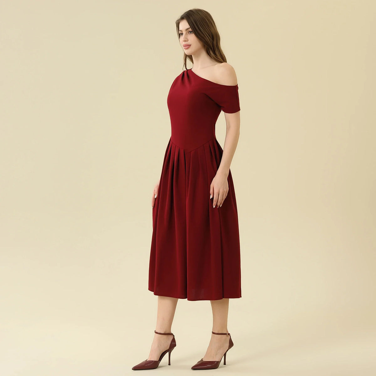 فستان عصري ساده للنساء