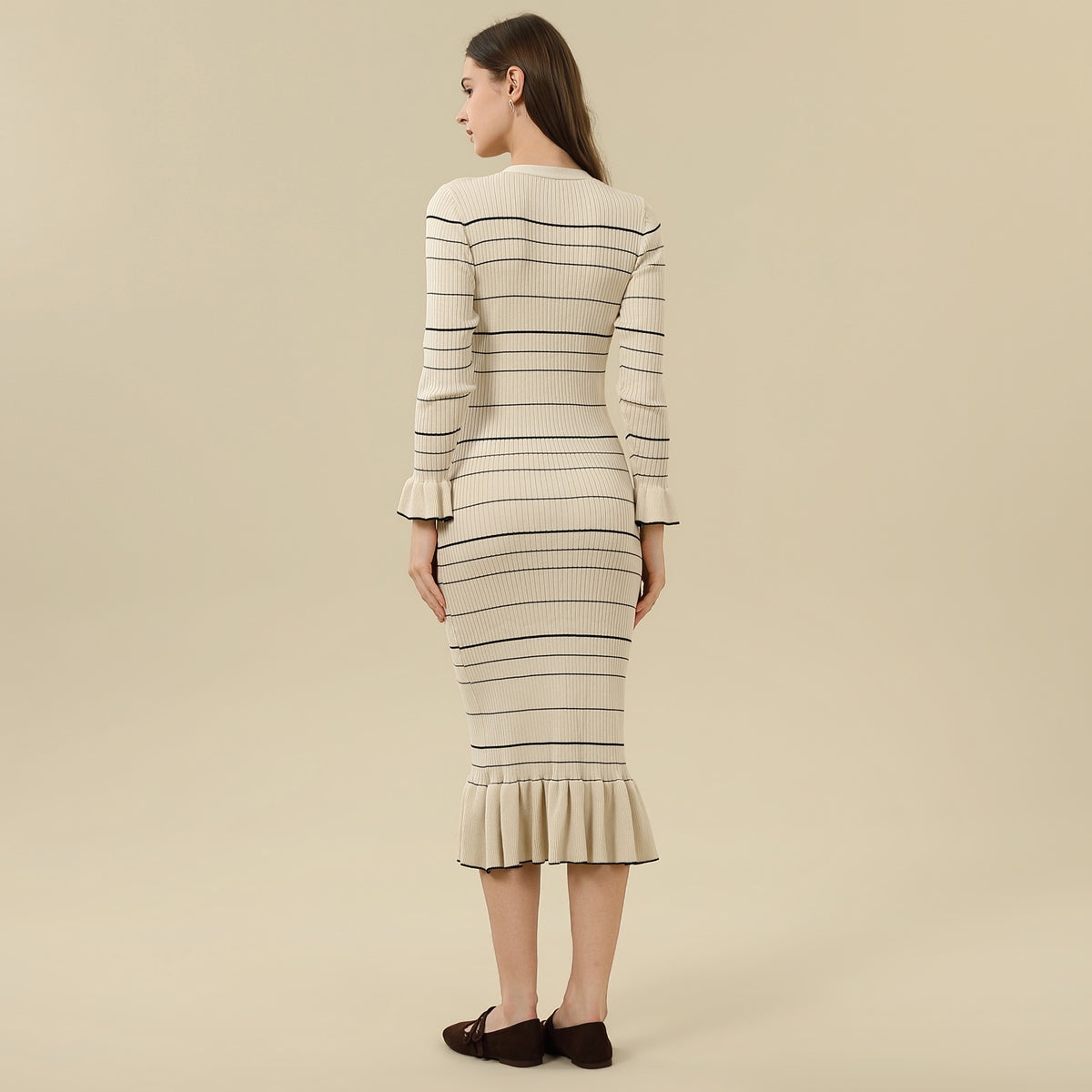 فستان عصري مخطط للنساء