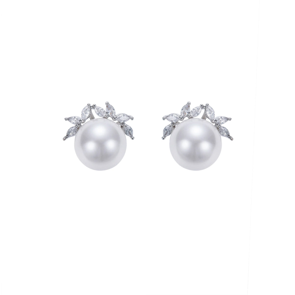 Free Silver Earrings for Women Image