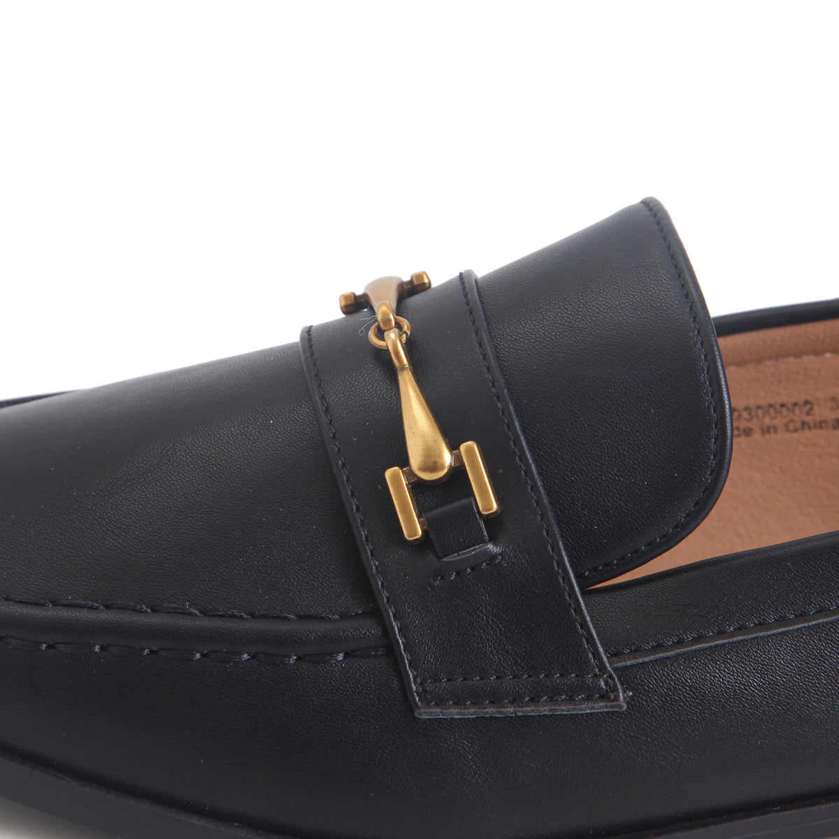 Flat Shoes for Women Image