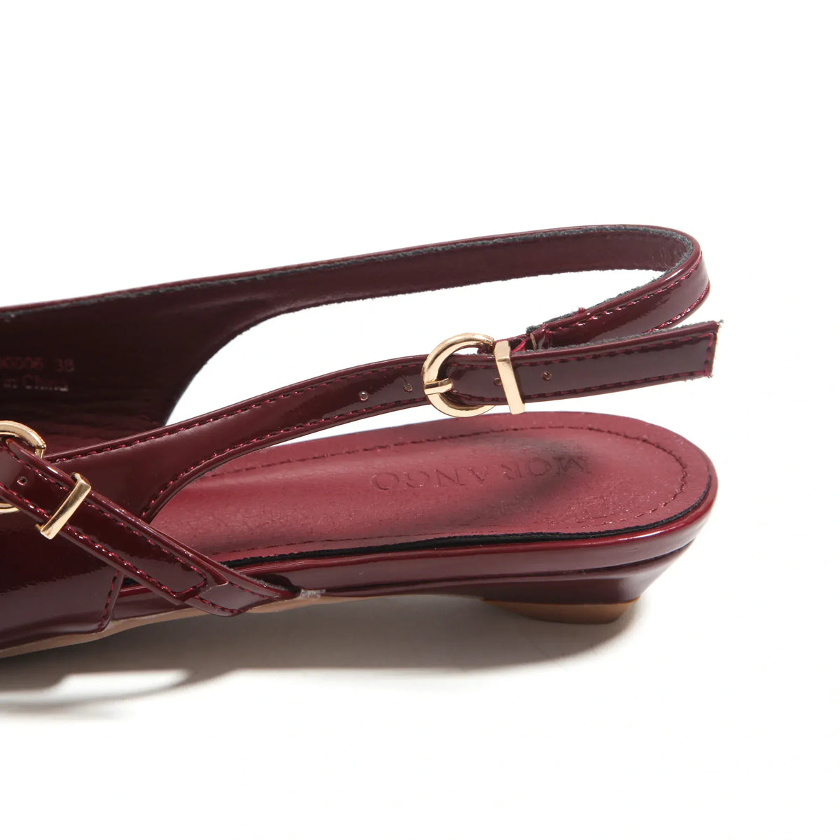 Elegant Flat Shoes for Women Image