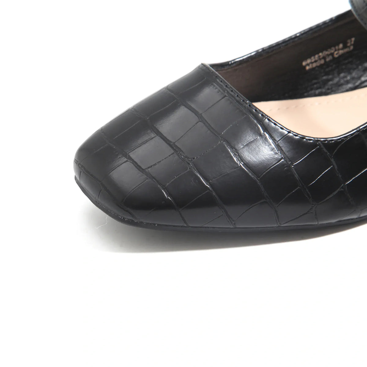 Casual Flat Shoes for Women Image