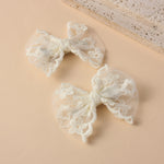 مشبك شعر بتصميم عصري للبنات