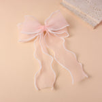 مشبك شعر بتصميم عصري للبنات