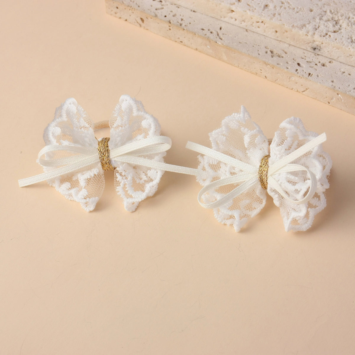 ربطات شعر للبنات