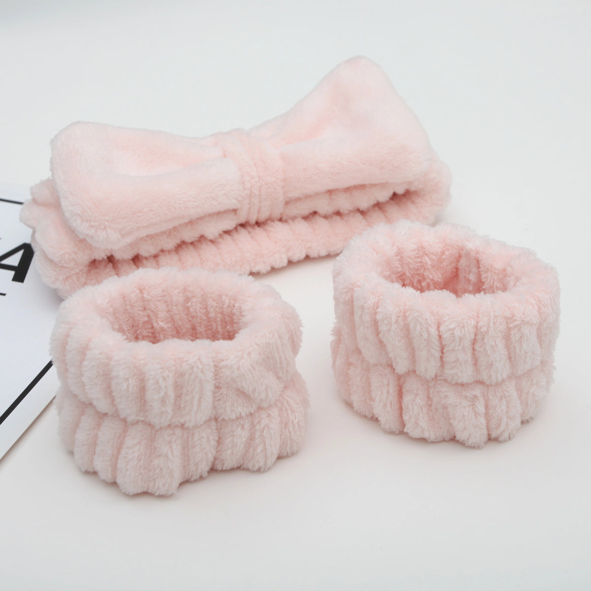 عصابة رأس للنساء