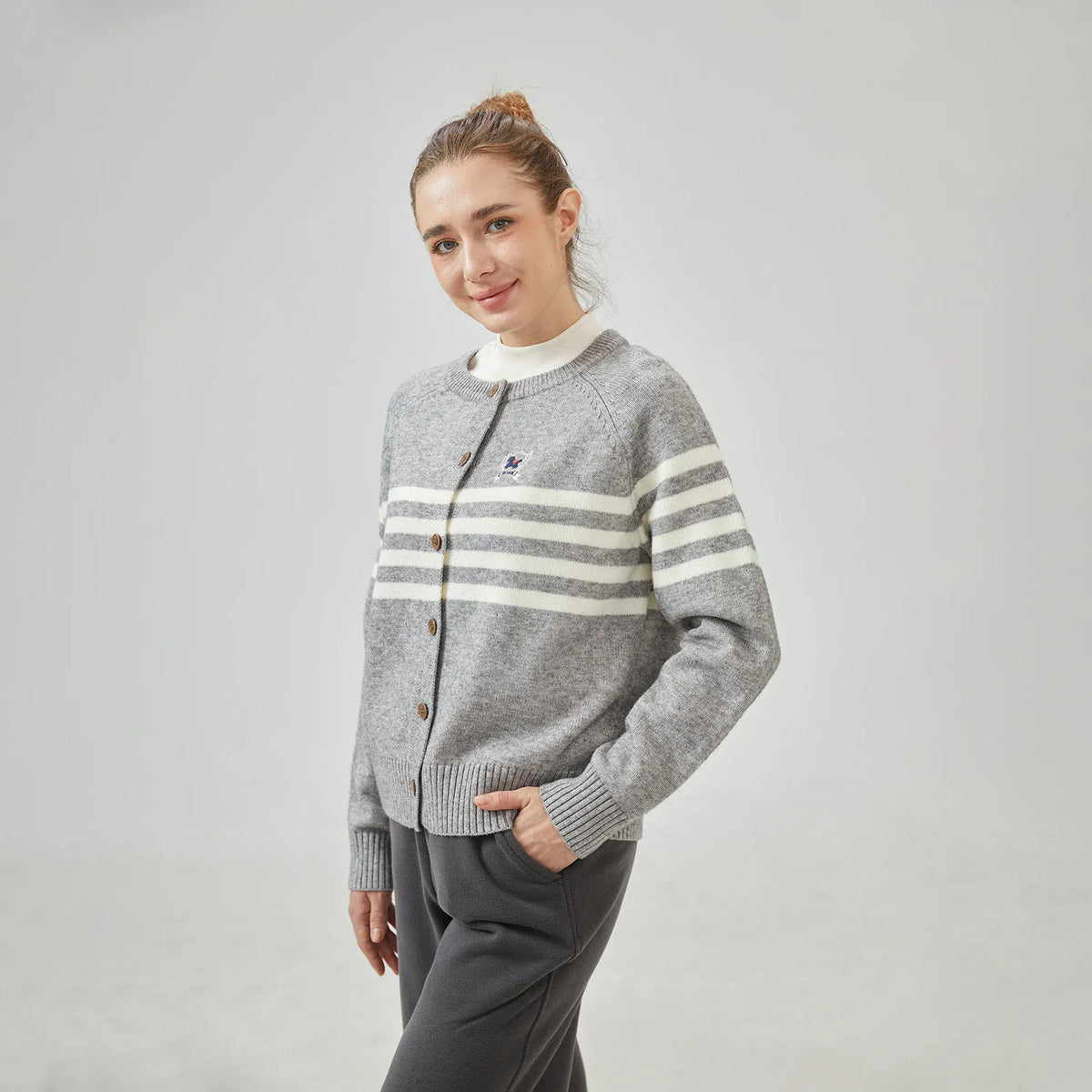 Embroidery Loose Raglan Sleeve cardigan with Circular for Women Image