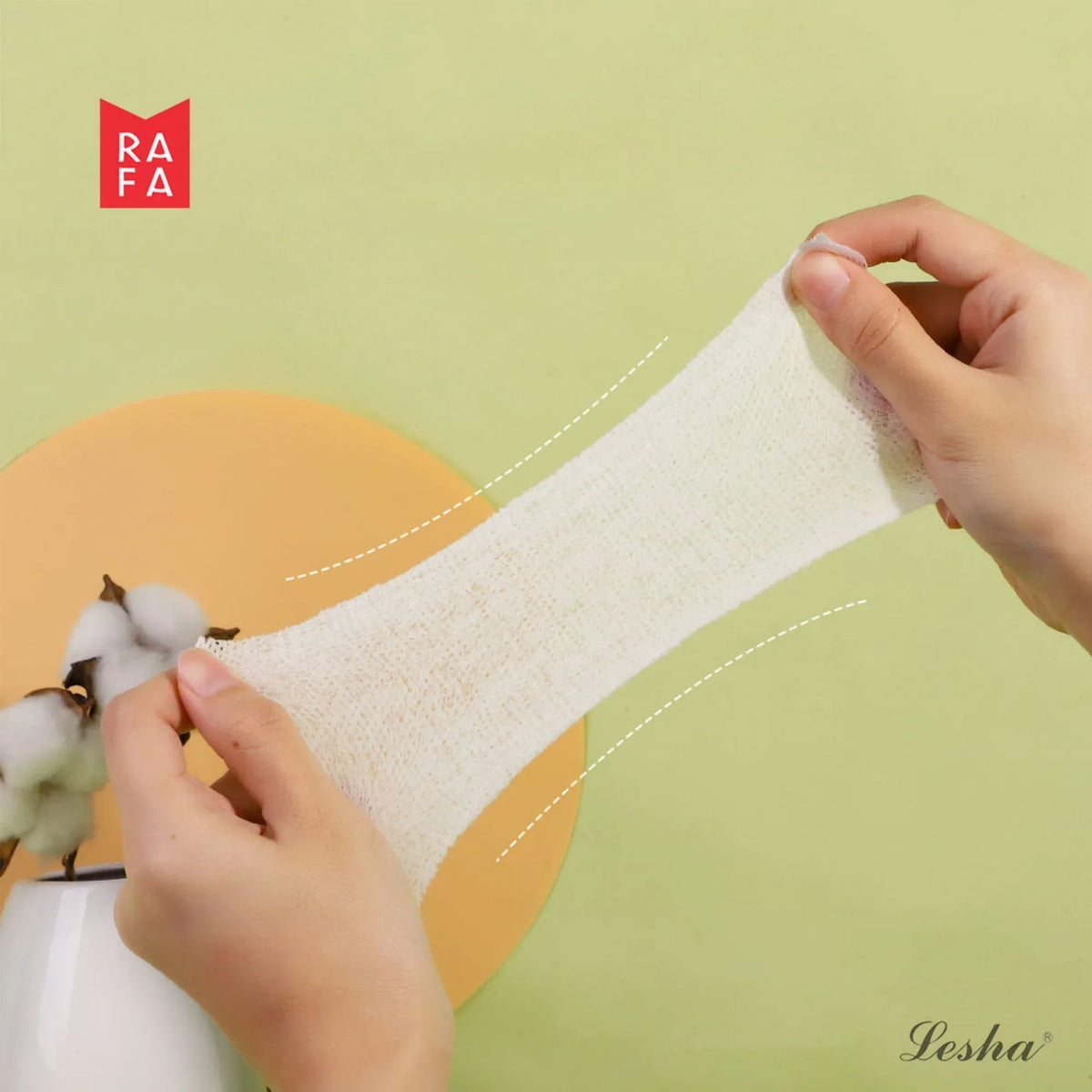 Make Up Pad 200Pc for Women Image