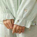 بيجاما مزينة بالزهور للنساء