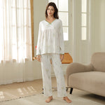 بيجاما مزينة بالزهور للنساء