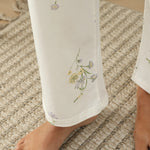 بيجاما مزينة بالزهور للنساء