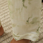 بيجاما مزينة بالزهور للنساء