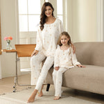 بيجاما مزينة بطباعة للبنات