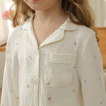 بيجاما مزينة بطباعة للبنات