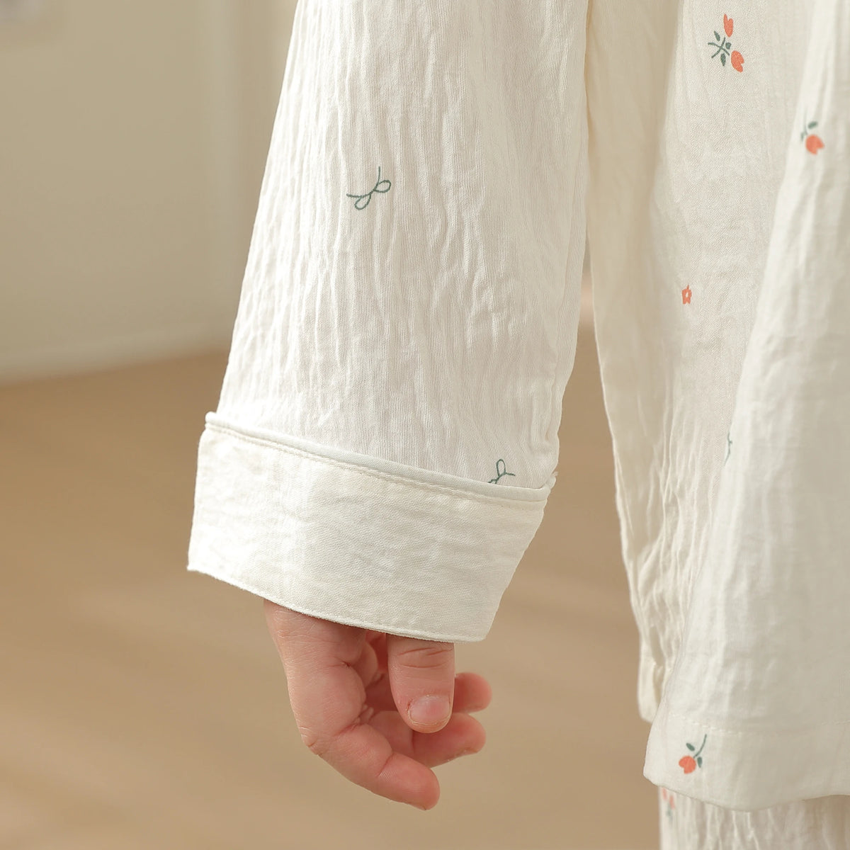 بيجاما مزينة بطباعة للبنات