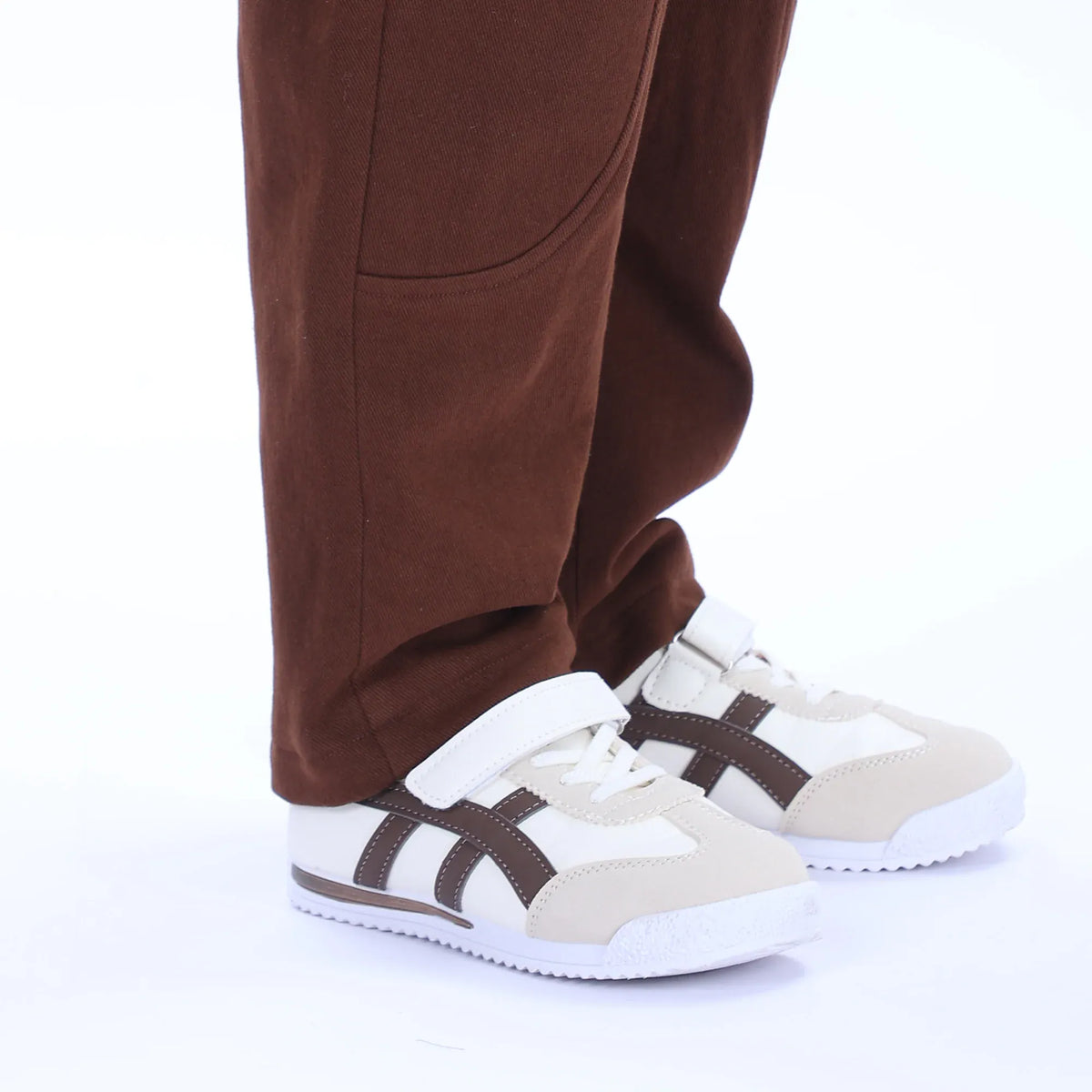 Casual Badge Pants for Boys Image