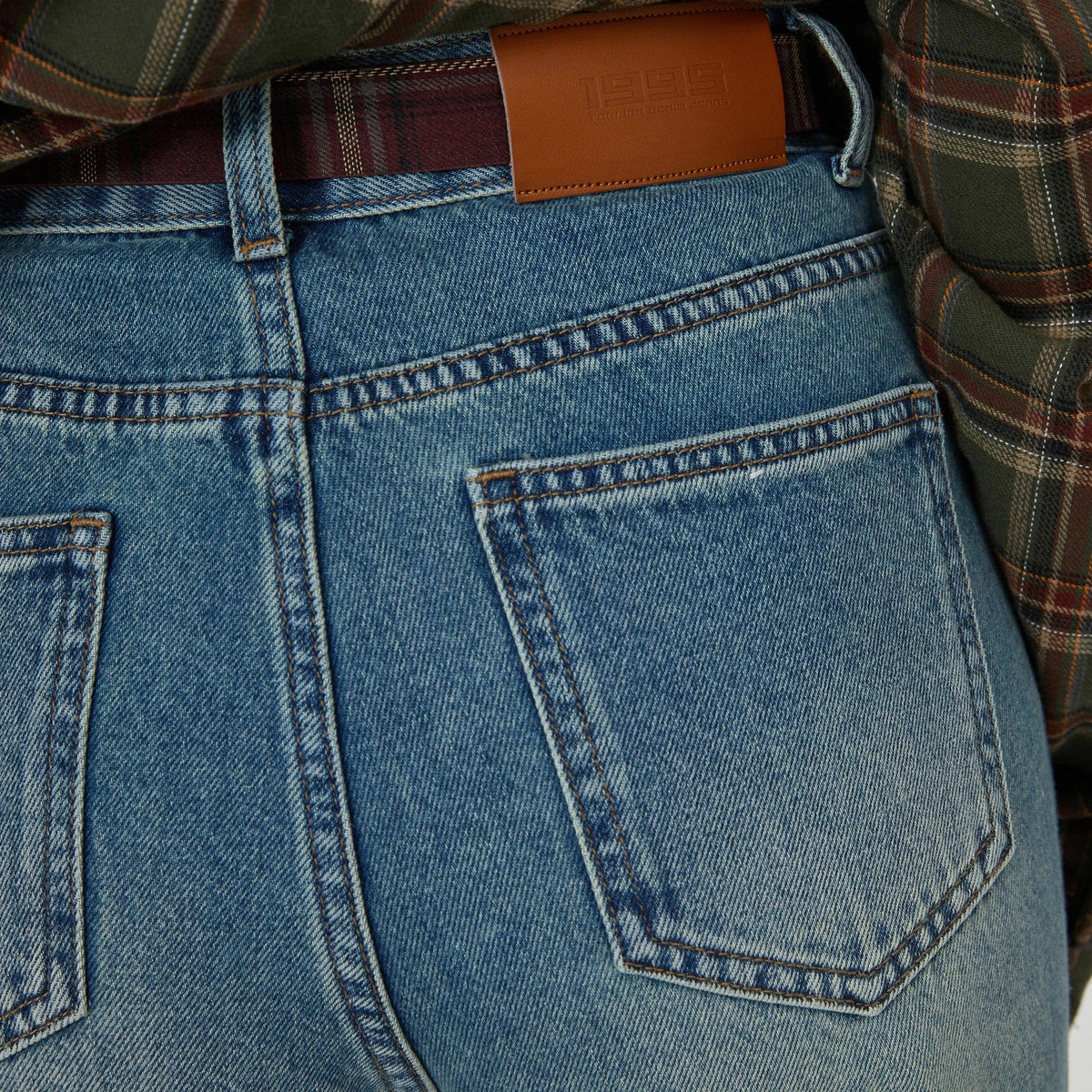 Washed Jeans Pants for Women Image