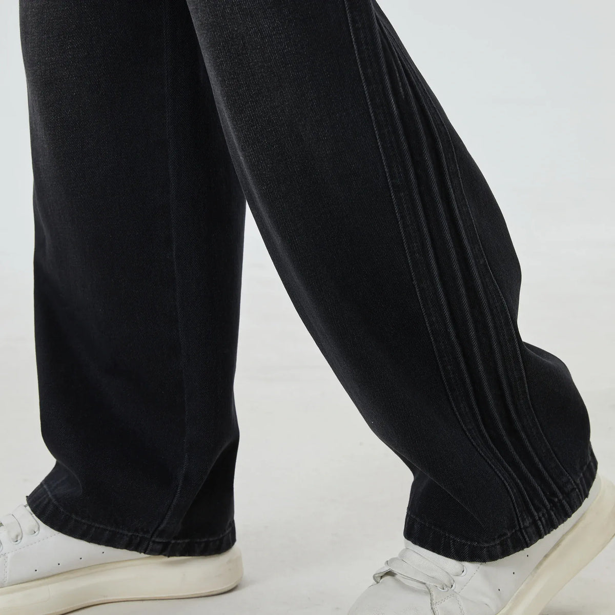 Washed Jeans Pants for Men Image