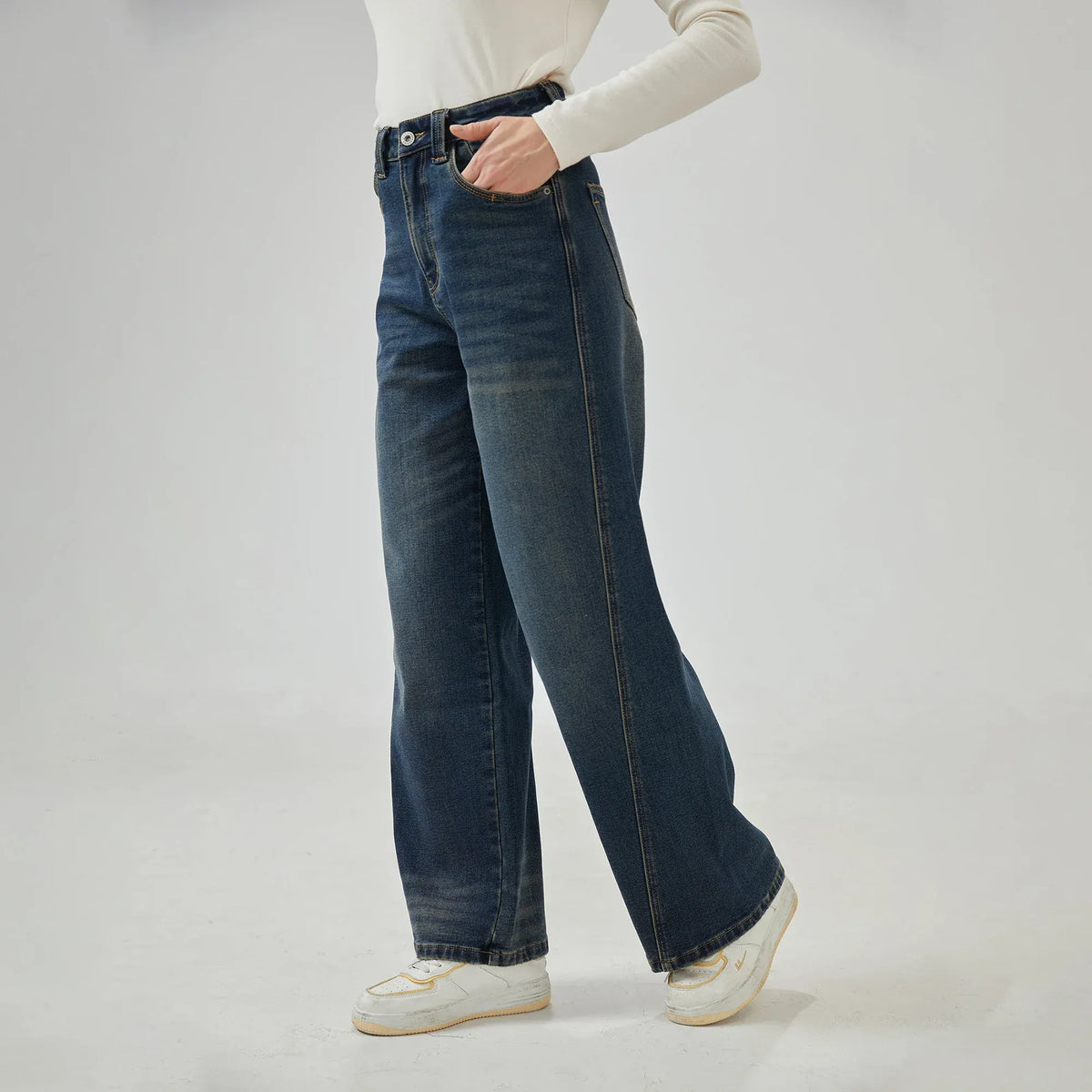 Wide-Leg Mid-Wiast Jeans Pants for Women Image