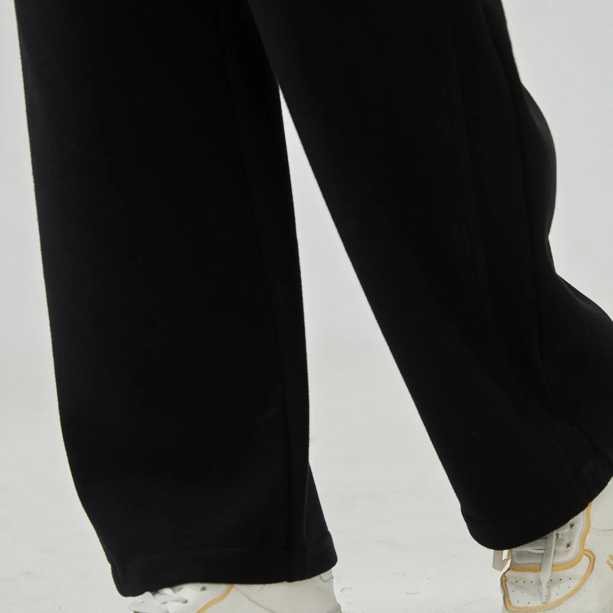 Wide-Leg Mid-Wiast Plain Pants for Women Image