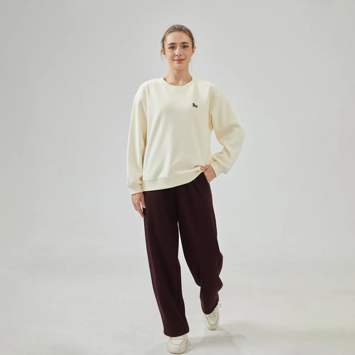 Wide-Leg Mid-Wiast Plain Pants for Women Image