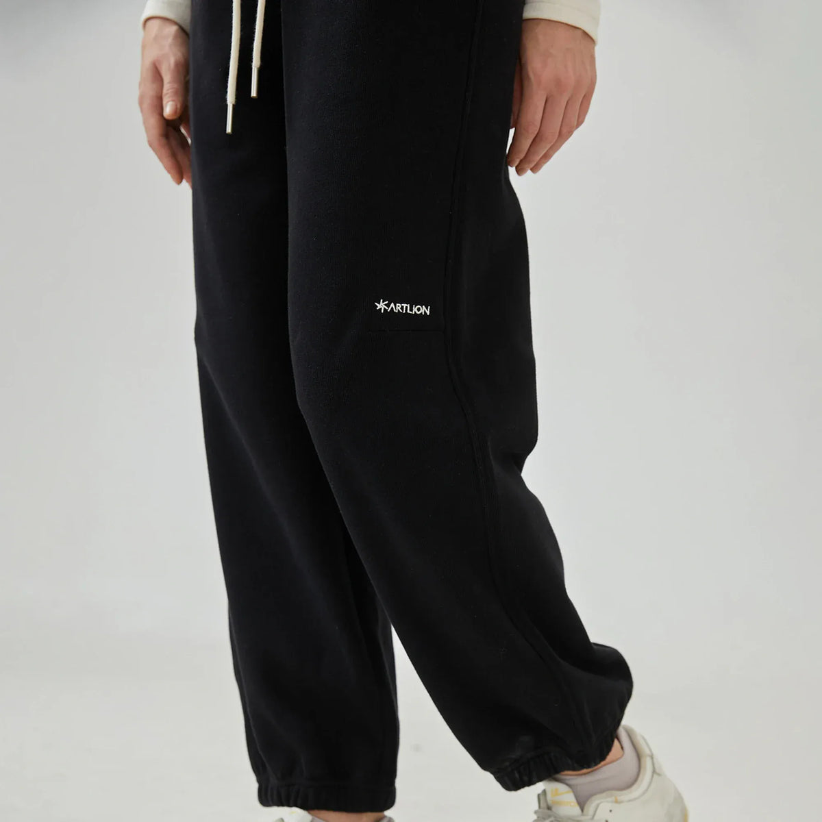 Ankle-Tied Mid-Wiast Embroidery Pants for Women Image