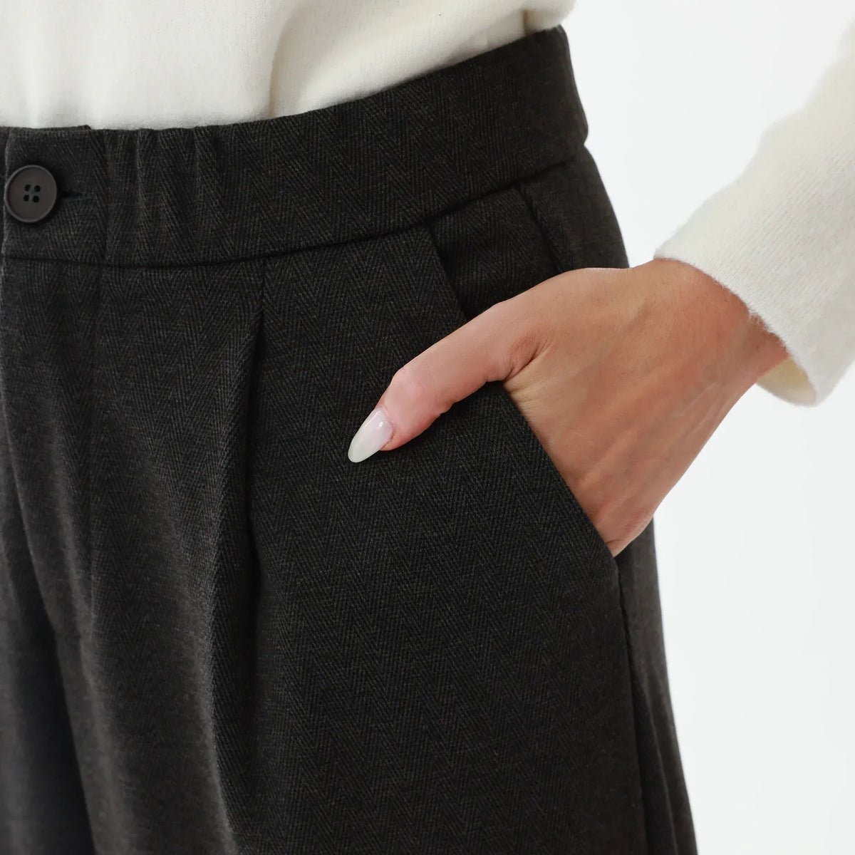 Elegant Solid Pants for Women Image