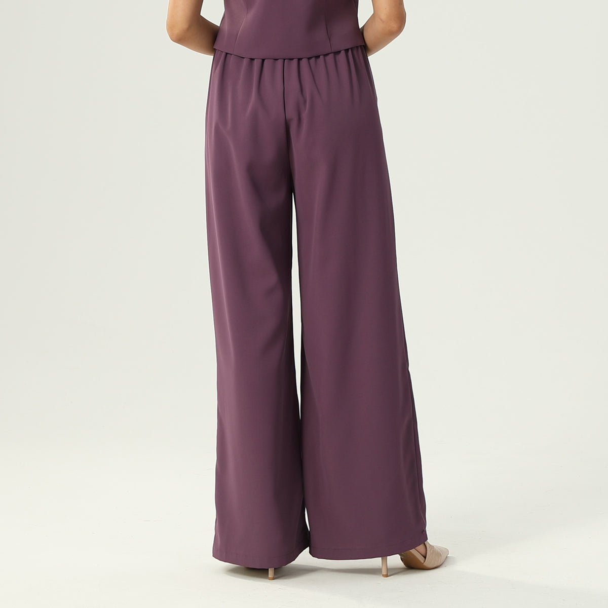 بنطال ساده للنساء