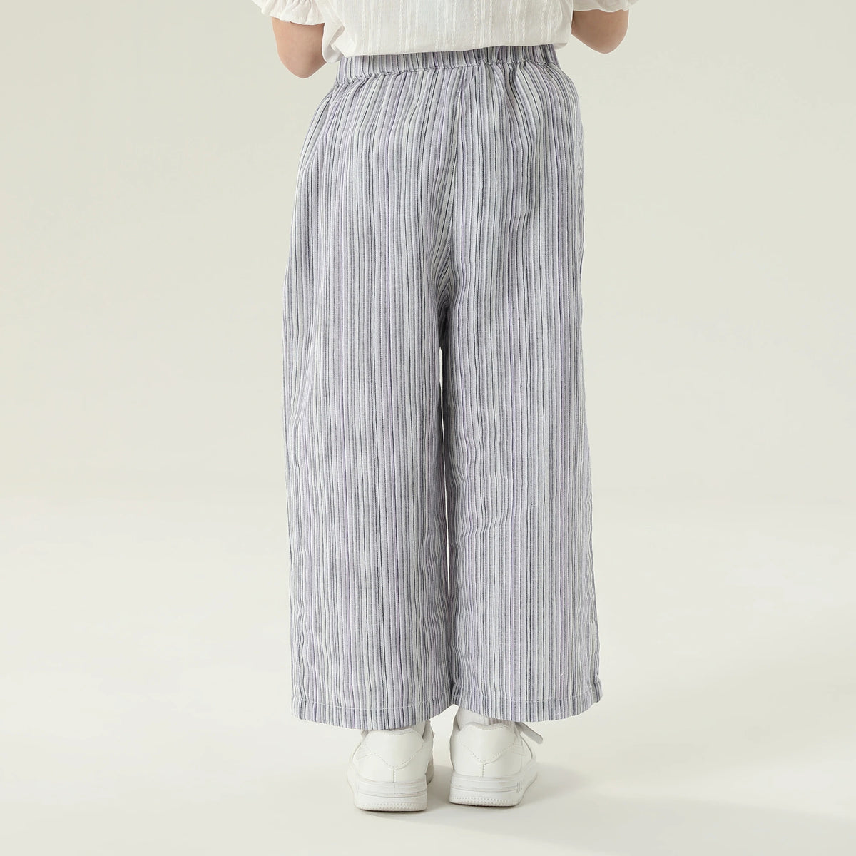 بنطال مخطط للبنات