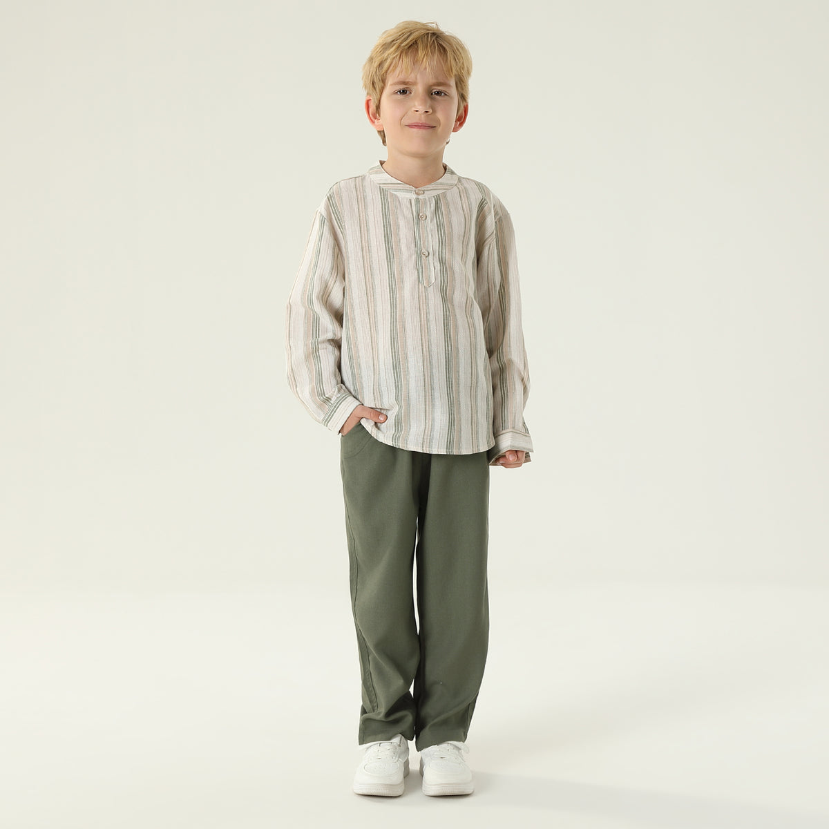 بنطال كاجوال سادة للأولاد