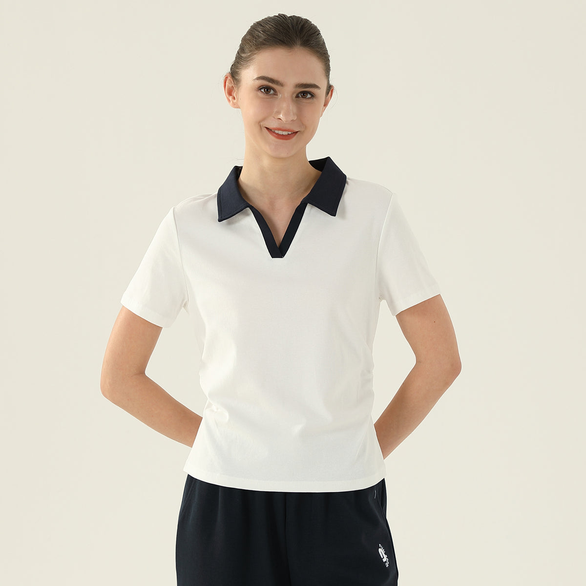 بولوشيرت نسائي بألوان متداخلة