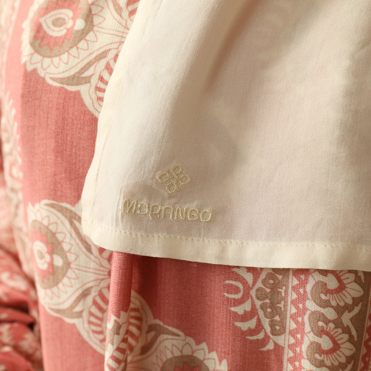 شرشف مطبوع للنساء