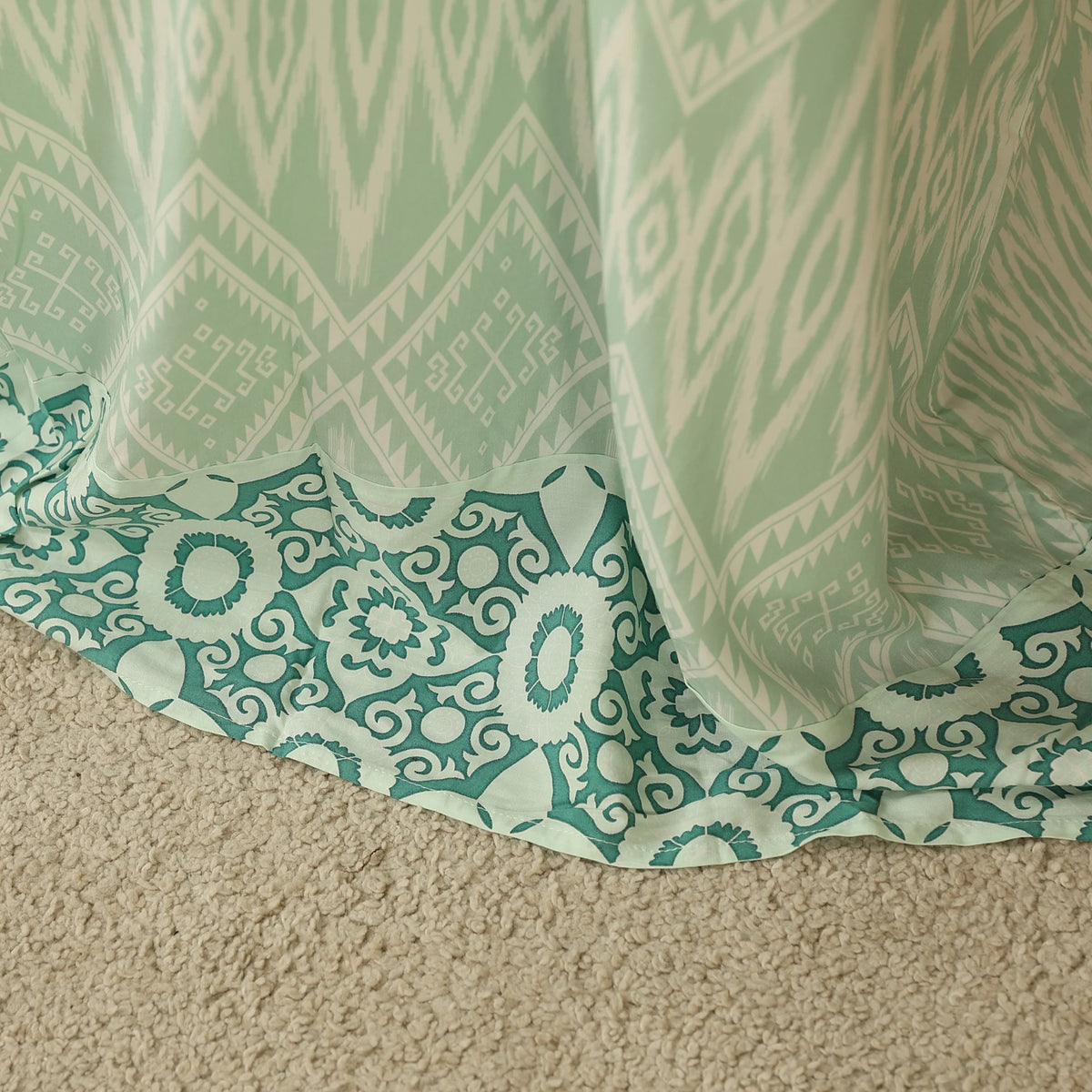 شرشف مطبوع للنساء