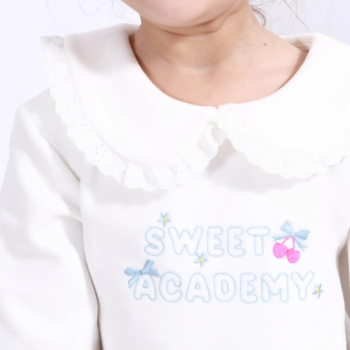 Casual Printed Sweatshirt for Girls Image