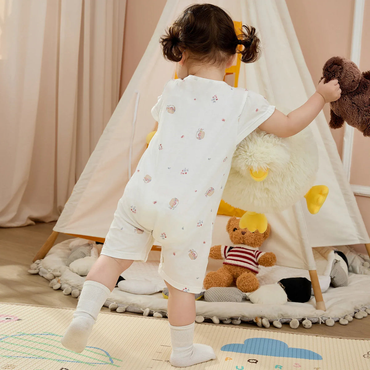 Floral Basic Romper For Baby girl Image