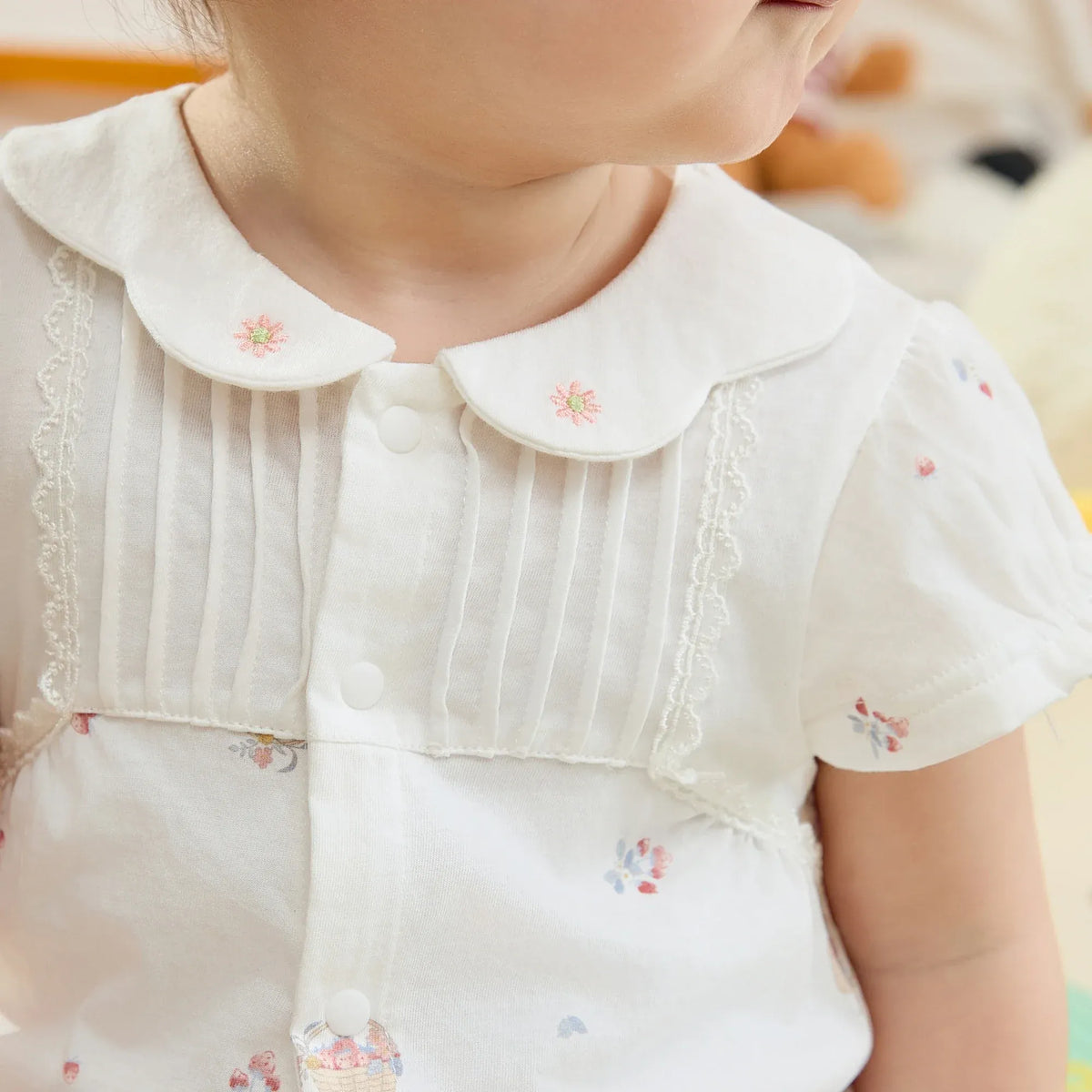 Floral Basic Romper For Baby girl Image