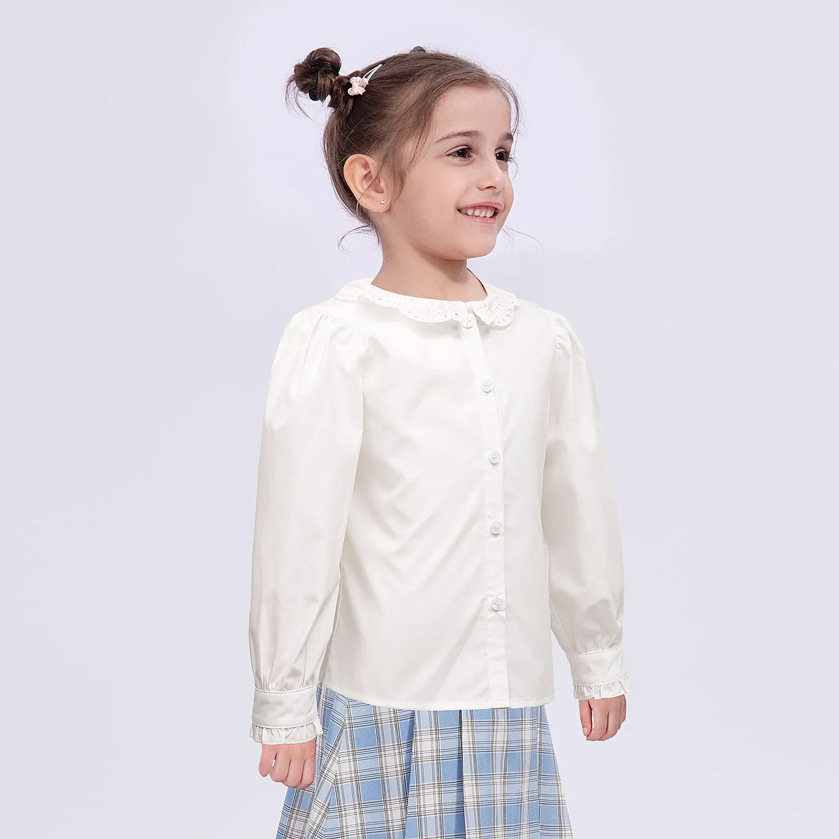Embroidery Uniform Shirt for Girls Image