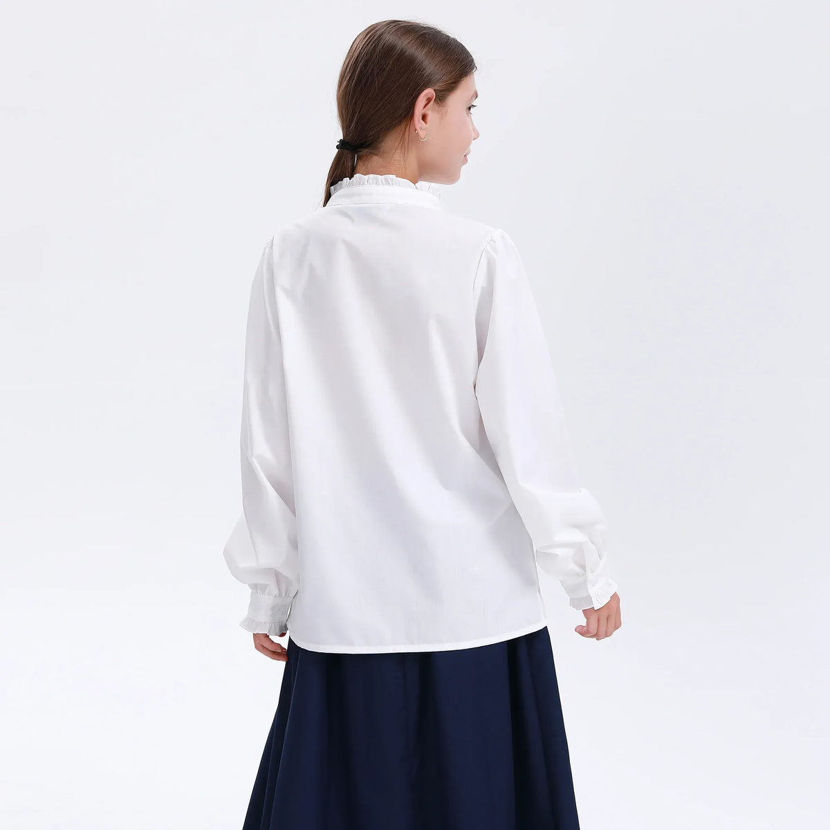 Embroidery Uniform Shirt for Girls Image