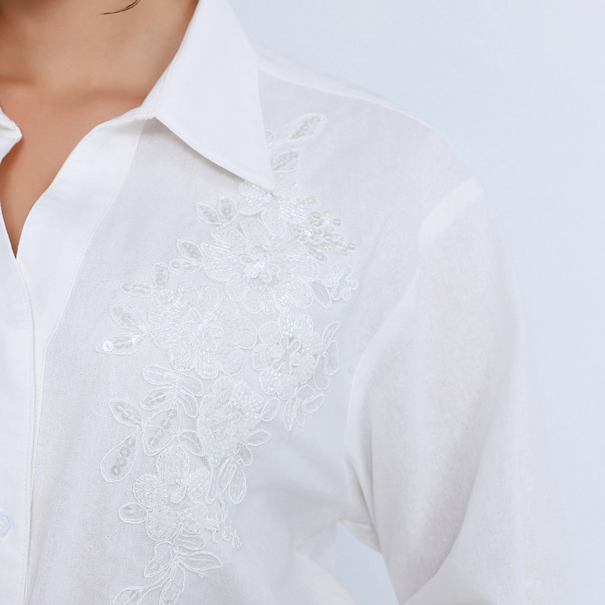 قميص كاجوال مزين بنمط الزهور للنساء