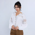 قميص كاجوال مزين بدانتيل للنساء