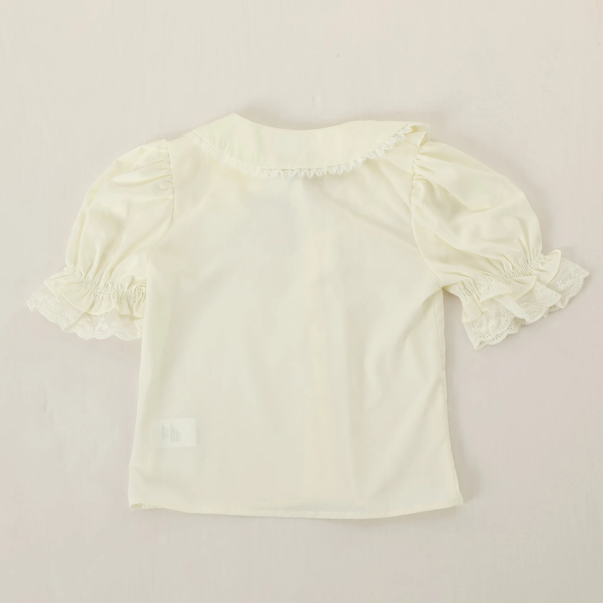 قميص مطرز للبنات