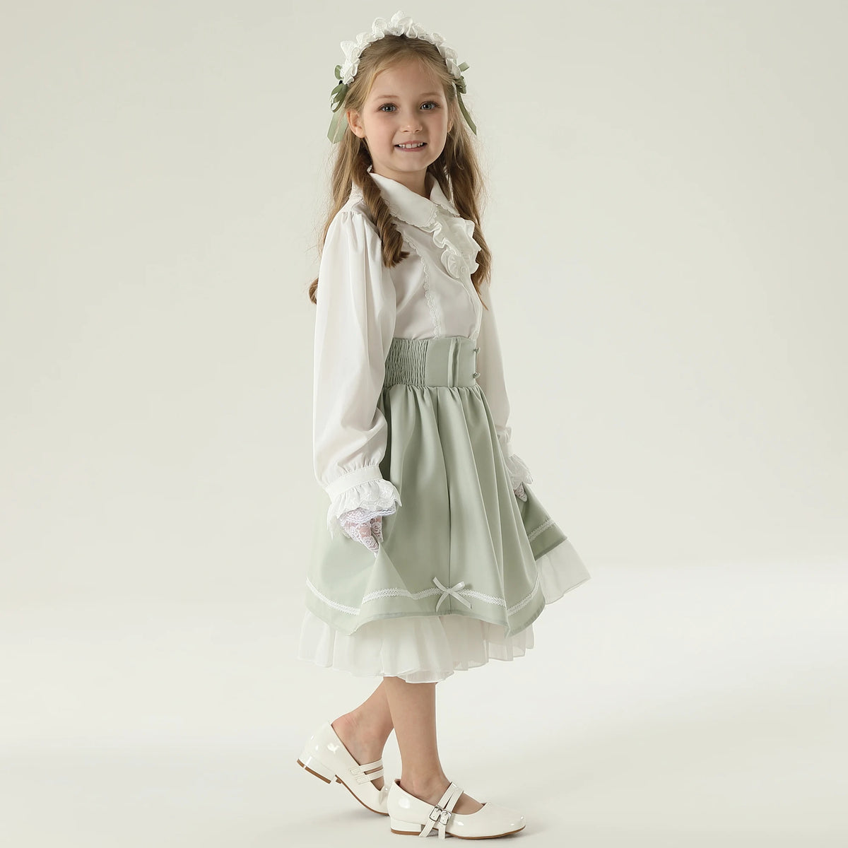 قميص مطرز للبنات