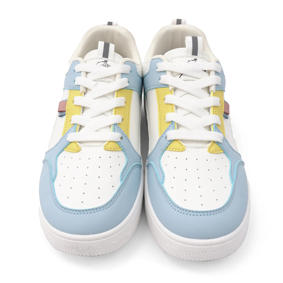 Sneaker Shoes for Women Image