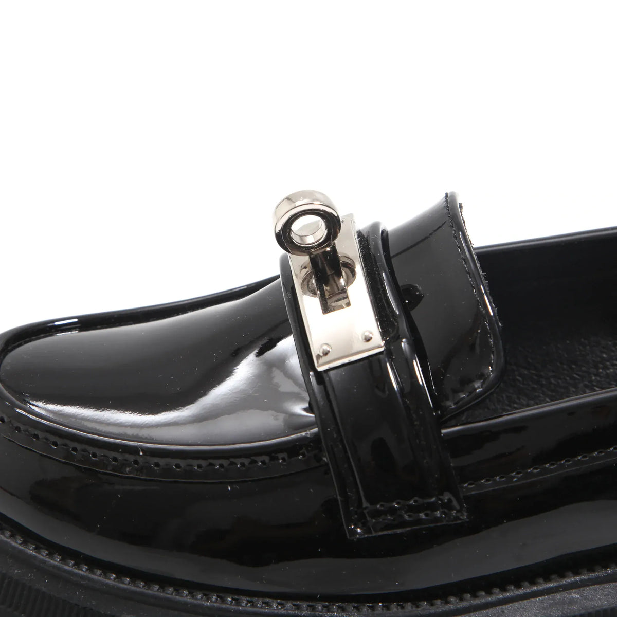 Casual Moccasins For Girls Image