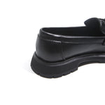 Casual Moccasins For Girls Image